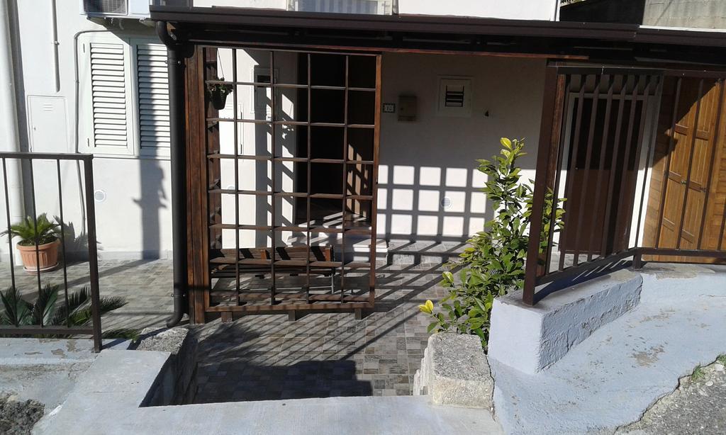 マテーラ Il Pergolatoヴィラ エクステリア 写真